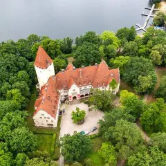 Zamek Książąt Lubomirskich w Lubniewicach – historia i atrakcje do zwiedzania