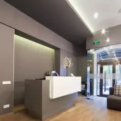 Co to jest lobby w hotelu i dlaczego ma kluczowe znaczenie?