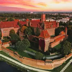 Zamek w Malborku opis dla dzieci - fascynująca przygoda w historii
