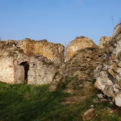 Zamek w Inowłodzu: Historia, architektura i tajemnice ruin