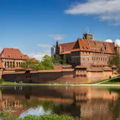 Cennik biletów do zamku w Malborku – poznaj ceny na każdą porę roku