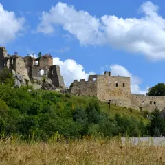 Zamek Kamieniec w Odrzykoniu: Historia, tajemnice i atrakcje turystyczne