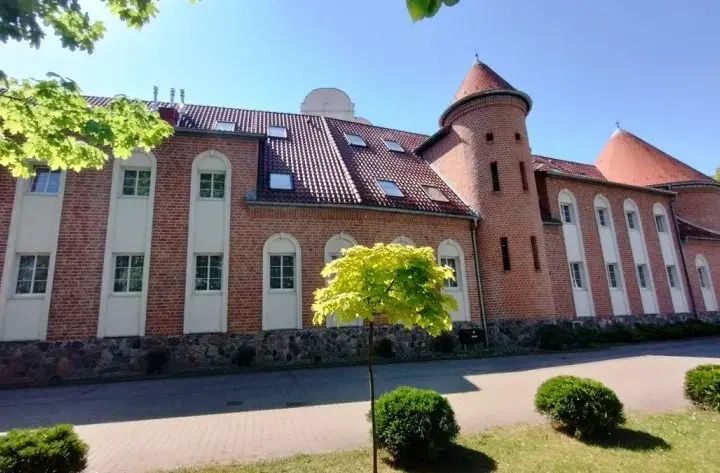 Zamek w Giżycku: Fascynująca historia i tajemnice turystyczne