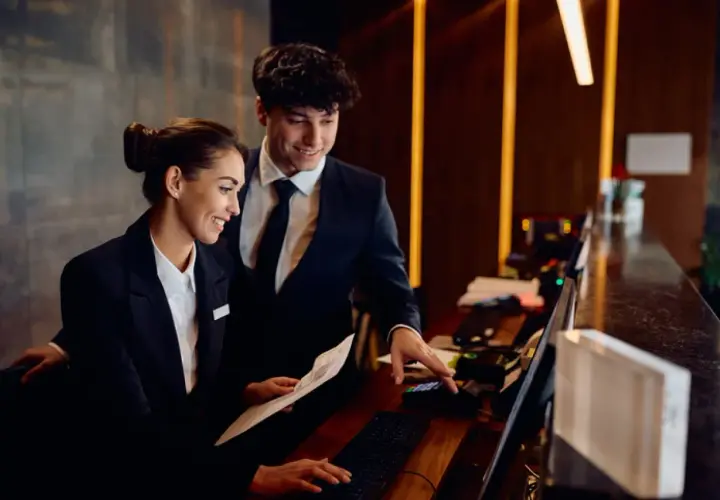 Czym się różni hotel 4-gwiazdkowy od 5? Odkryj ważne różnice