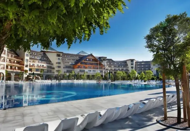 Kiedy powstał hotel Gołębiewski w Karpaczu? Historia i wyzwania