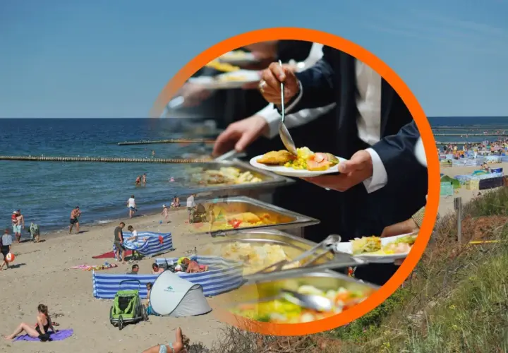 Plaża w Polsce z ludźmi odpoczywającymi nad morzem i bufetem all inclusive.