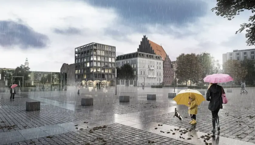 Deszczowy dzień na placu wolności wrocław. Dziecko z psem pod żółtym parasolem i kobieta z różowym, spacerują po mokrym bruku.