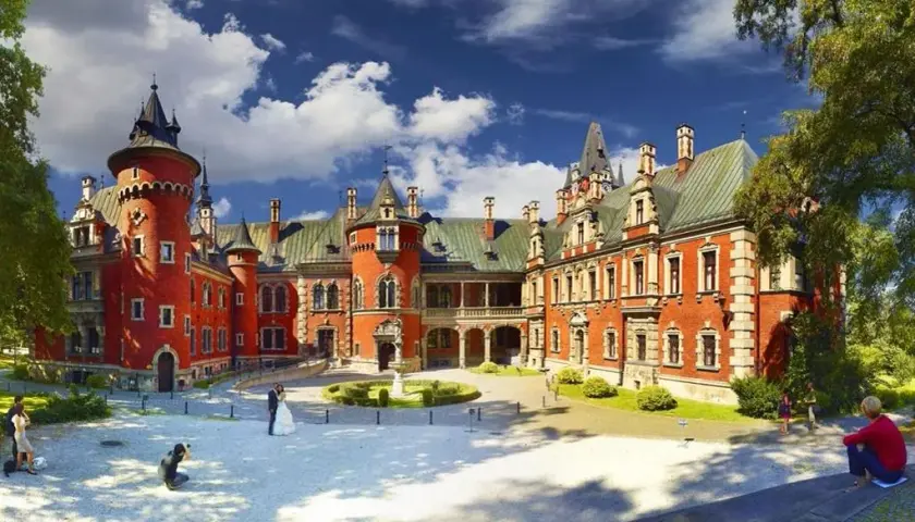 Zamki i pałace w województwie śląskim: odkryj ich fascynującą historię