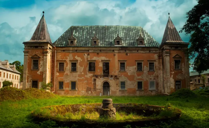 Kruszyna - Pałac, park i historia. Czy warto tu przyjechać?