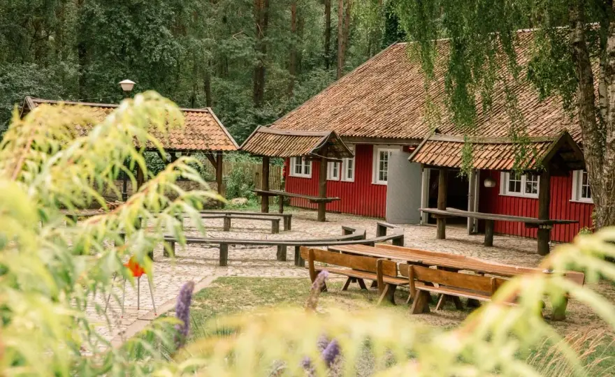 Konferencje na Mazurach - Jak wybrać nocleg i uniknąć problemów?