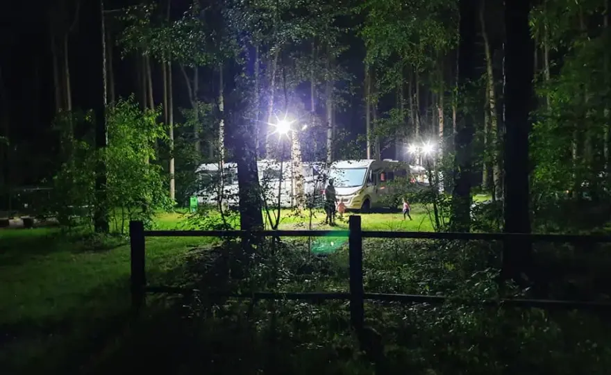 Pole namiotowe Turawa Jezioro Średnie - idealne miejsce na biwak