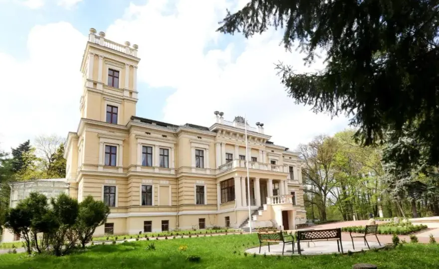 Nocleg w zamku Wielkopolska – unikalne doświadczenia w historii i luksusie