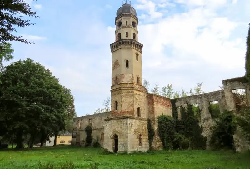 Zamek w Strzelcach Opolskich: historia, ruiny i tajemnice miejsca
