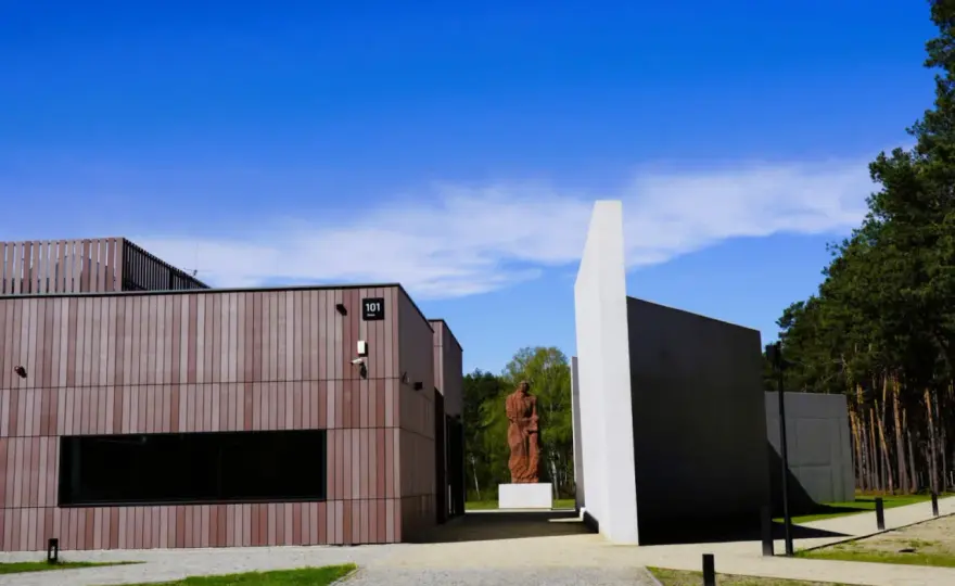 Muzeum w Sobiborze - Jak zaplanować wizytę i co warto zobaczyć?