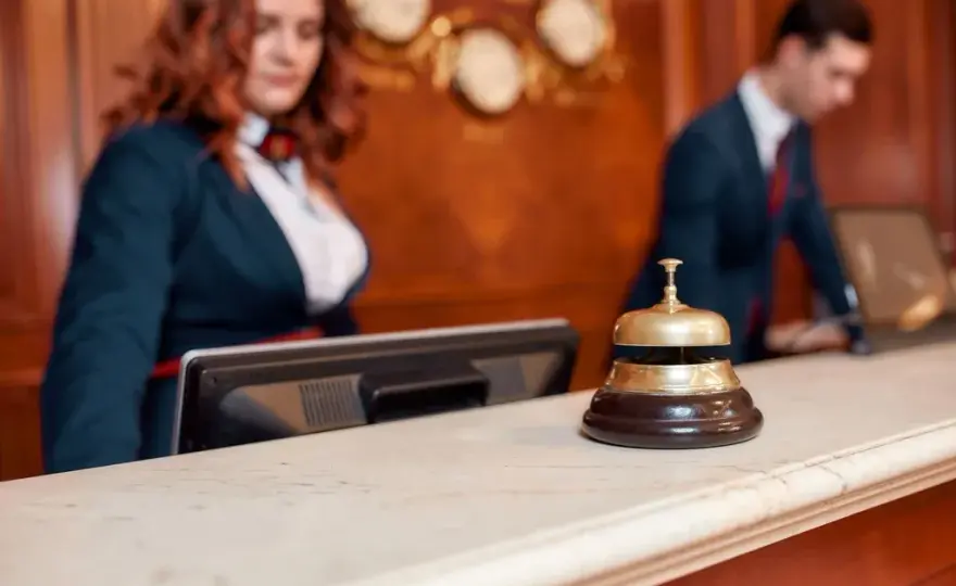 Ile kosztuje doba w hotelu? Ceny, które mogą cię zaskoczyć
