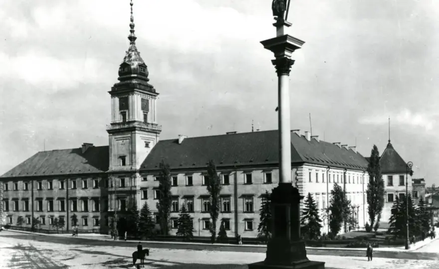 Zamek Królewski w Warszawie przed wojną: Tajemnice i wydarzenia, które musisz znać
