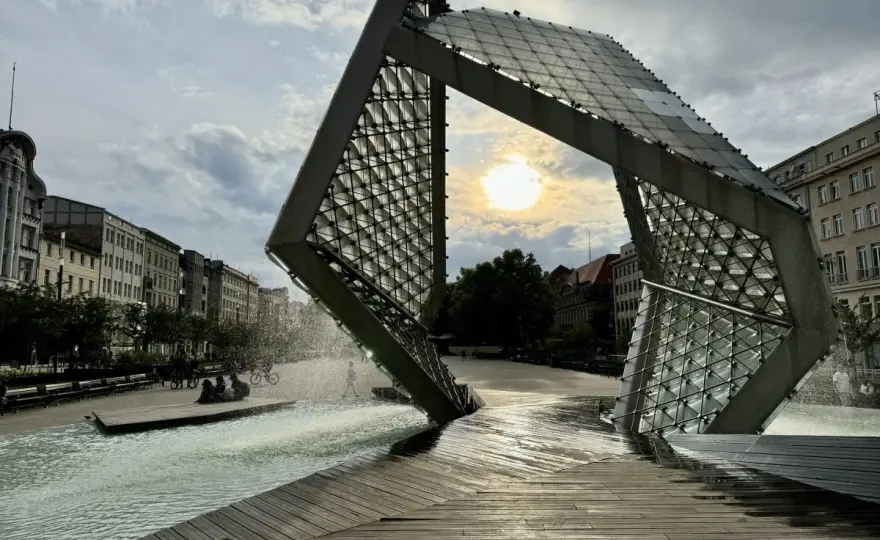 Plac Wolności w Poznaniu - co zobaczyć i jak zaplanować spacer