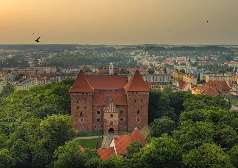 Zamek w Niemczy: Fascynująca historia i tajemnice architektury
