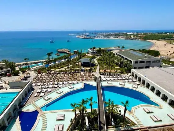 Zdjęcie Jakie napiwki w Turcji w hotelu? Odkryj, co warto wiedzieć przed wyjazdem